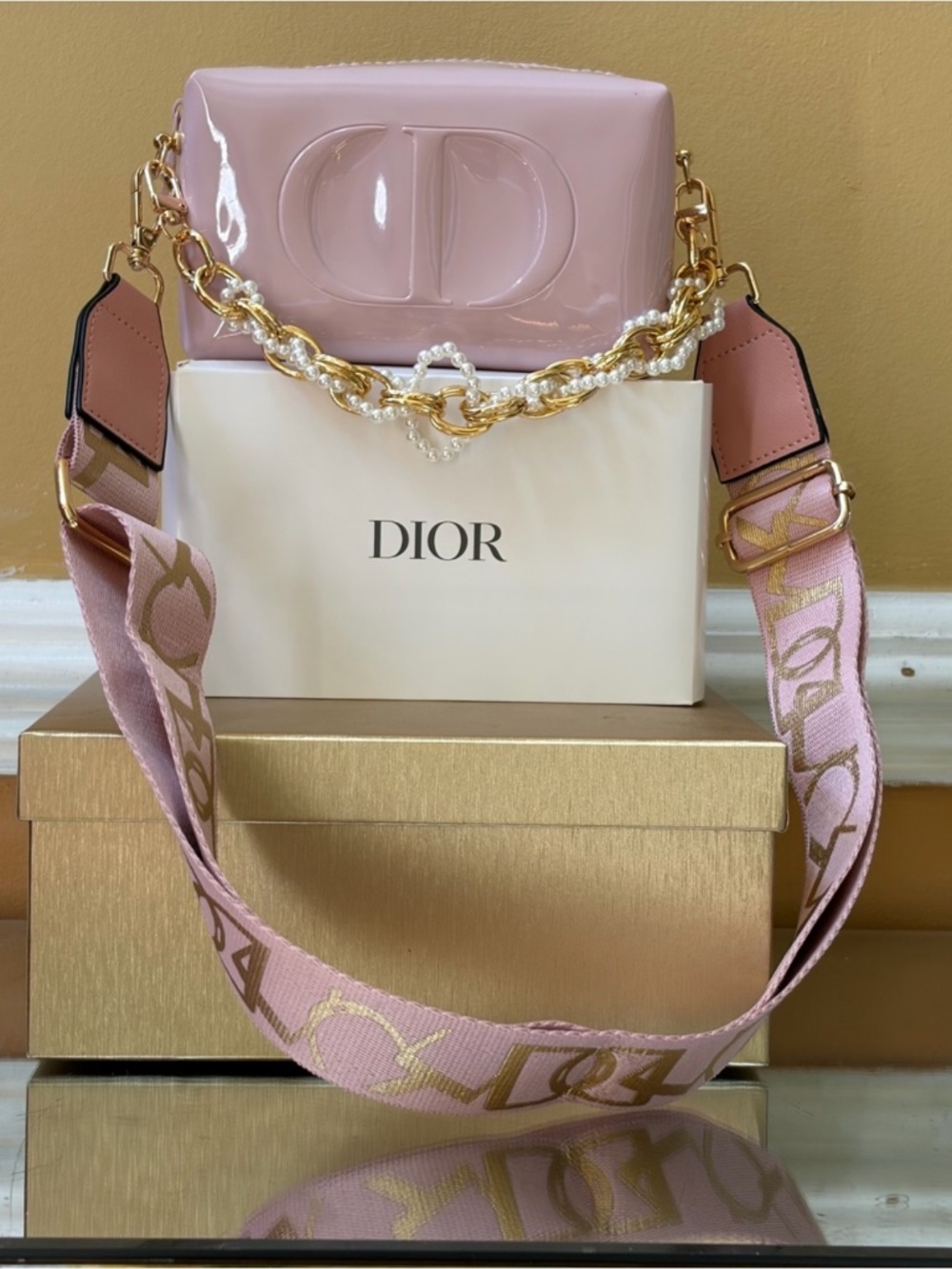 Dior - Picture 9 of 12
